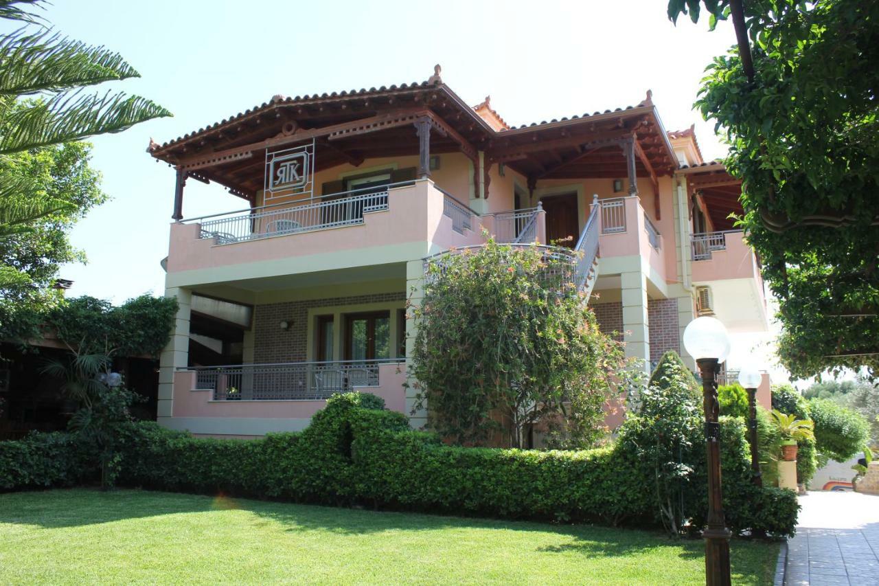 Tosis Apartments Свороната Екстер'єр фото