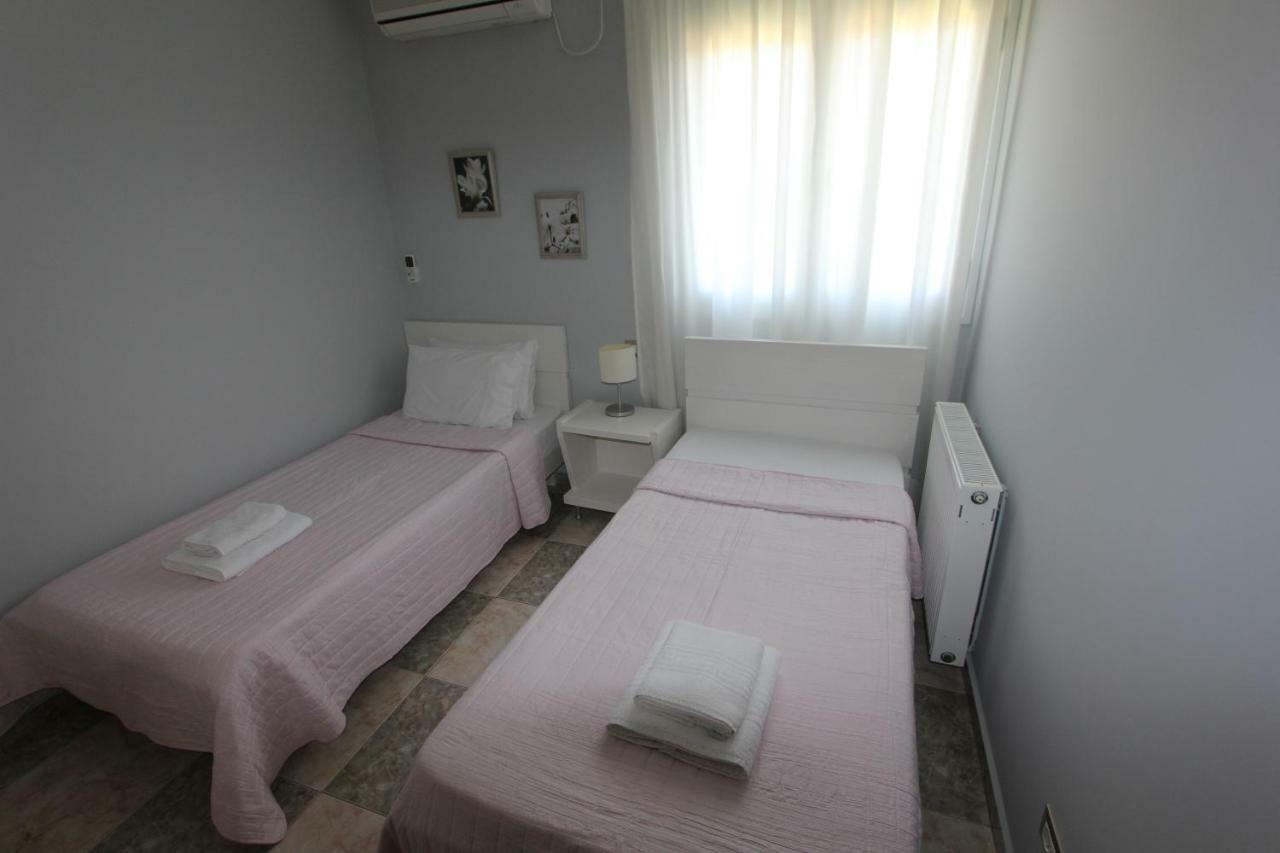 Tosis Apartments Свороната Екстер'єр фото