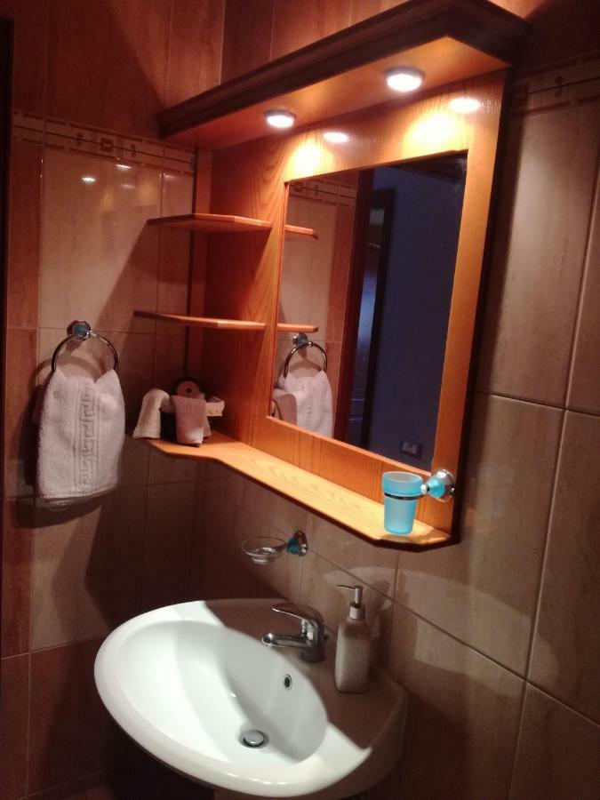 Tosis Apartments Свороната Екстер'єр фото
