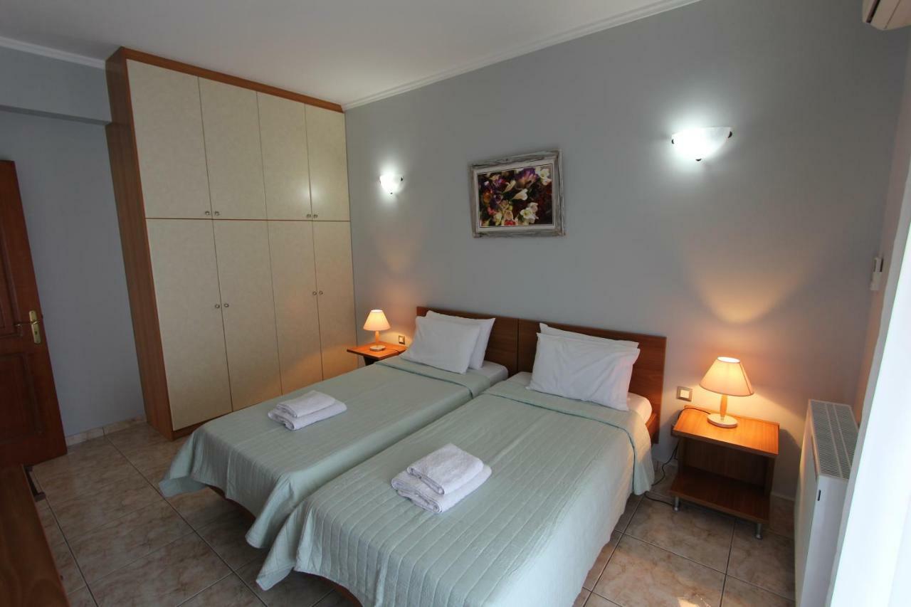 Tosis Apartments Свороната Екстер'єр фото