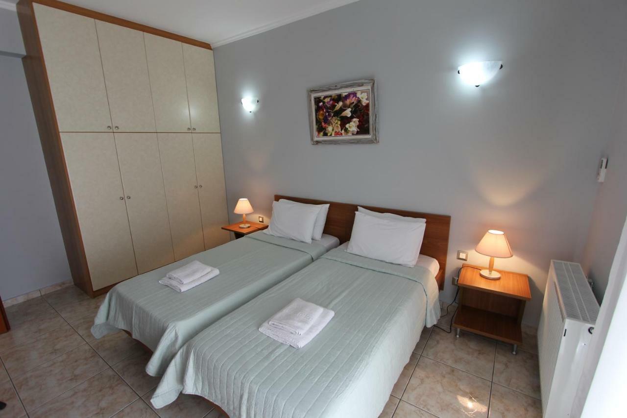Tosis Apartments Свороната Екстер'єр фото