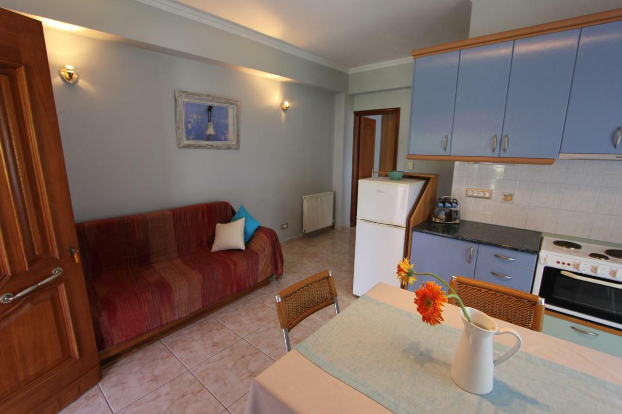 Tosis Apartments Свороната Екстер'єр фото