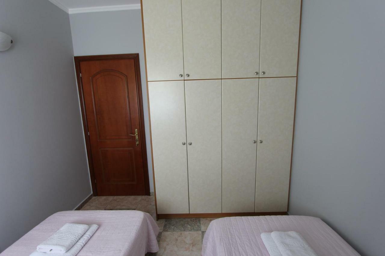 Tosis Apartments Свороната Екстер'єр фото
