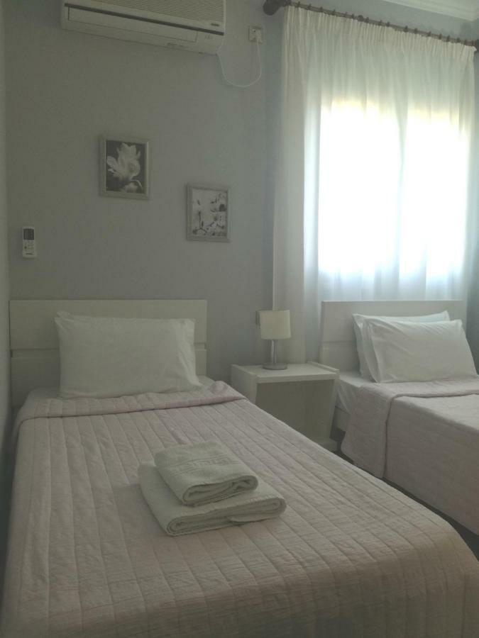 Tosis Apartments Свороната Екстер'єр фото